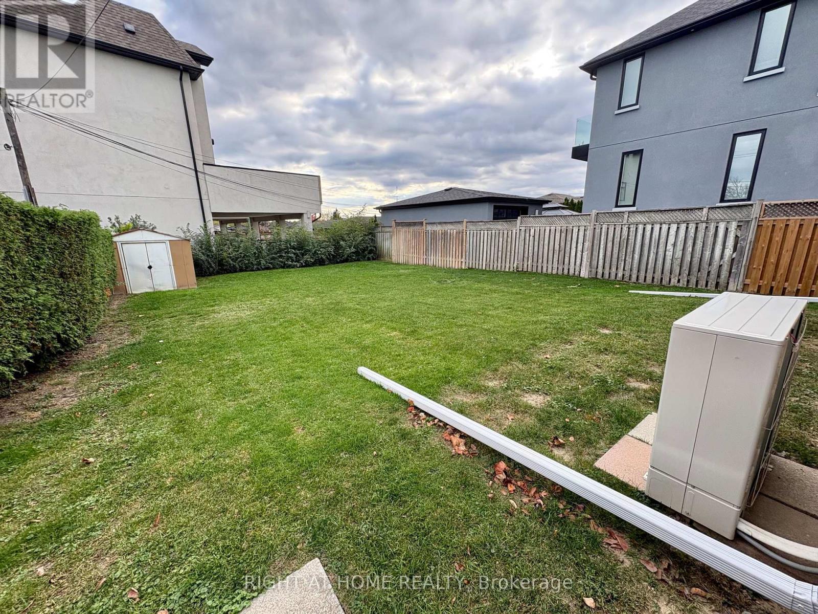 85 Floral Parkway Property Photo 23