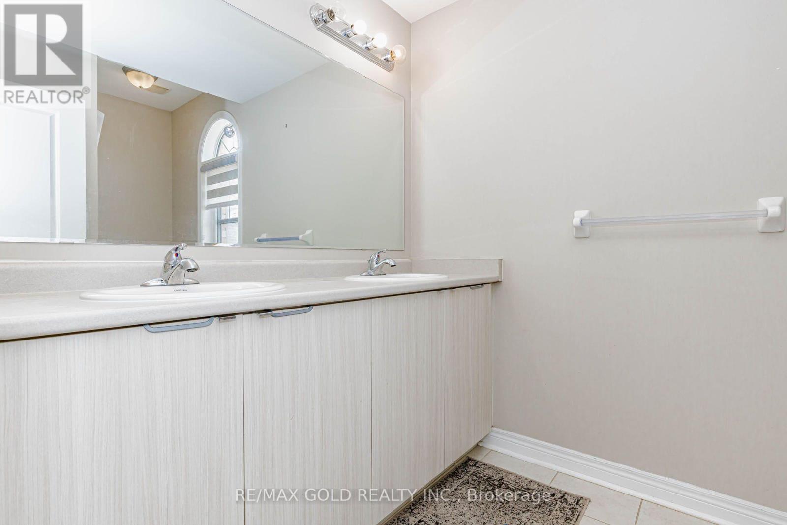 3 Dale Meadows Road Property Photo 41