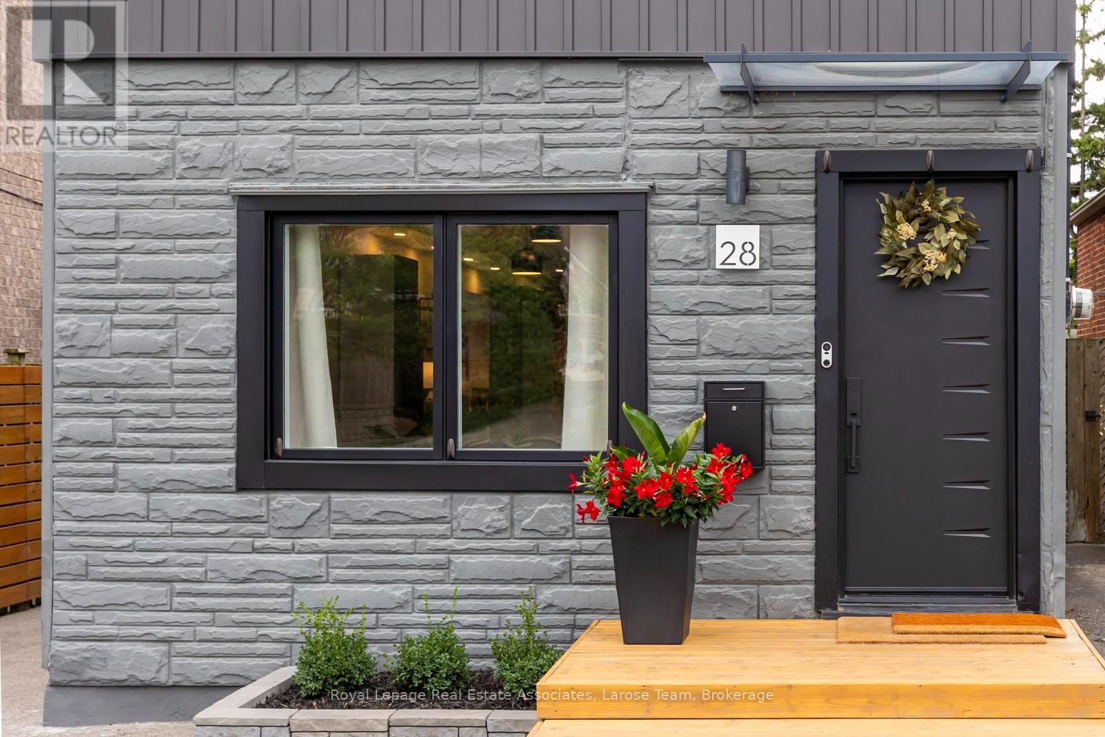 28 Thirtieth Street Property Photo 5