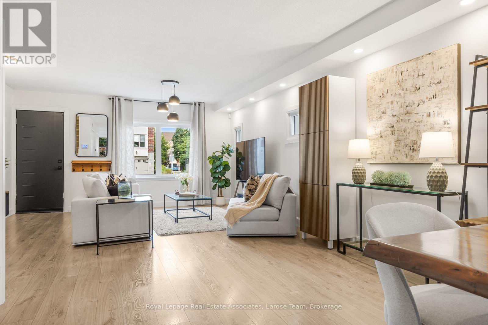 28 Thirtieth Street Property Photo 9