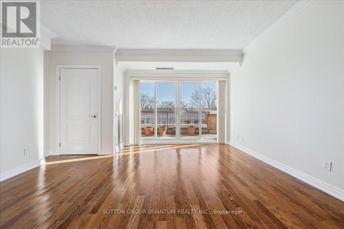 401 - 151 Robinson Street Property Photo 11