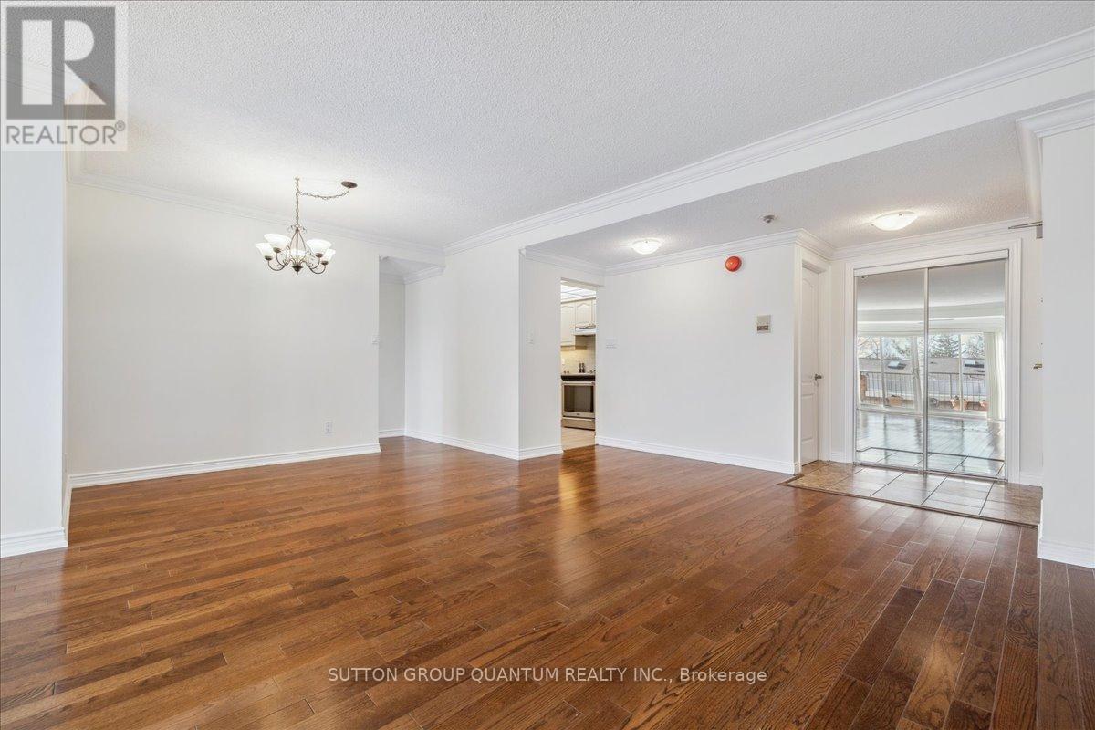 401 - 151 Robinson Street Property Photo 14