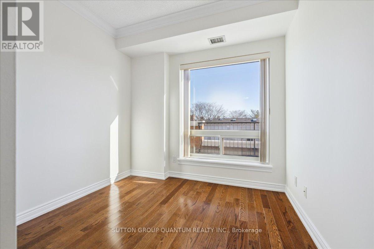 401 - 151 Robinson Street Property Photo 24