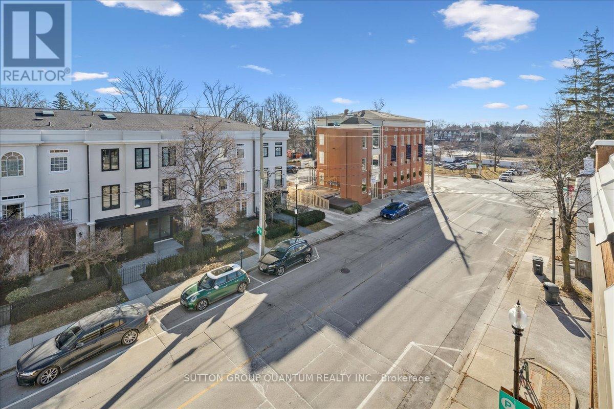 401 - 151 Robinson Street Property Photo 32