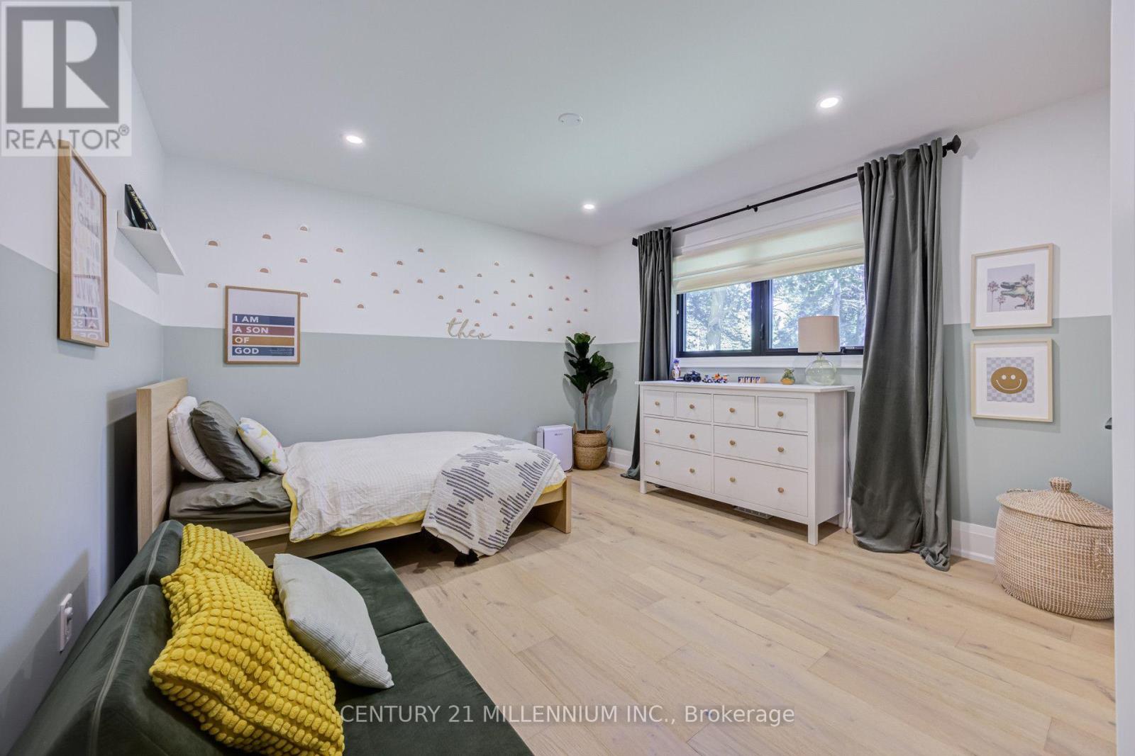 17 Autumn Drive Property Photo 17
