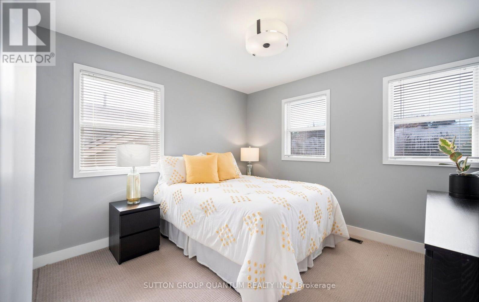 4071 Wheelwright Crescent Property Photo 21