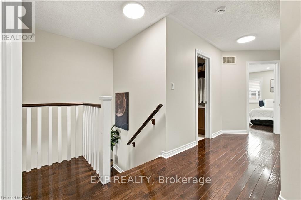 24 - 3275 Stalybridge Drive Property Photo 18
