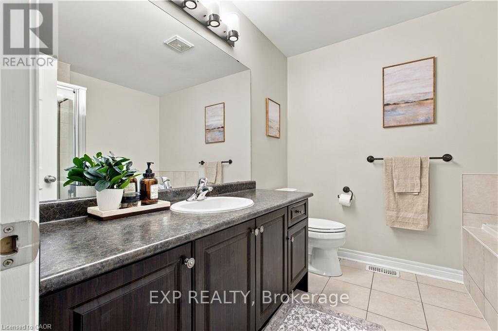 24 - 3275 Stalybridge Drive Property Photo 22
