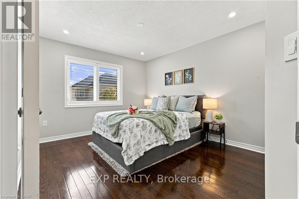 24 - 3275 Stalybridge Drive Property Photo 23