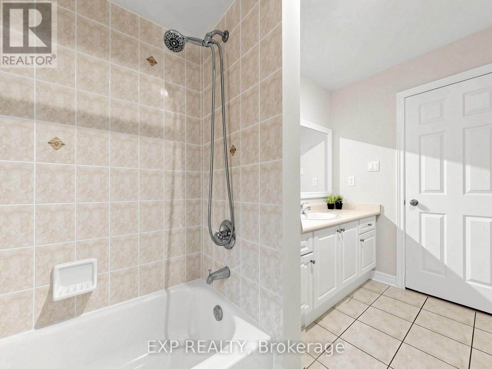 49 Harbourtown Crescent Property Photo 29