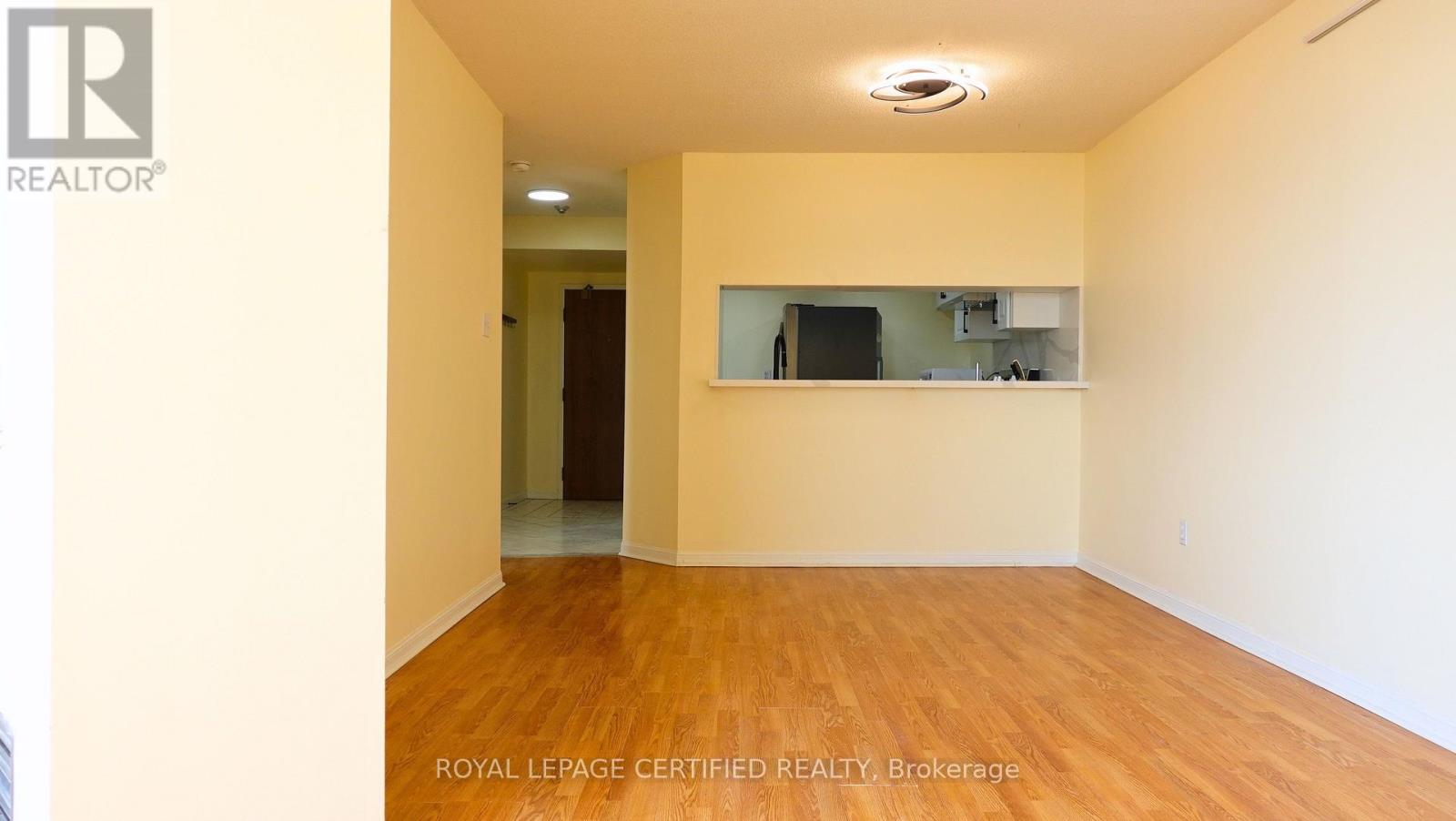 1806 - 550 Webb Drive Property Photo 10