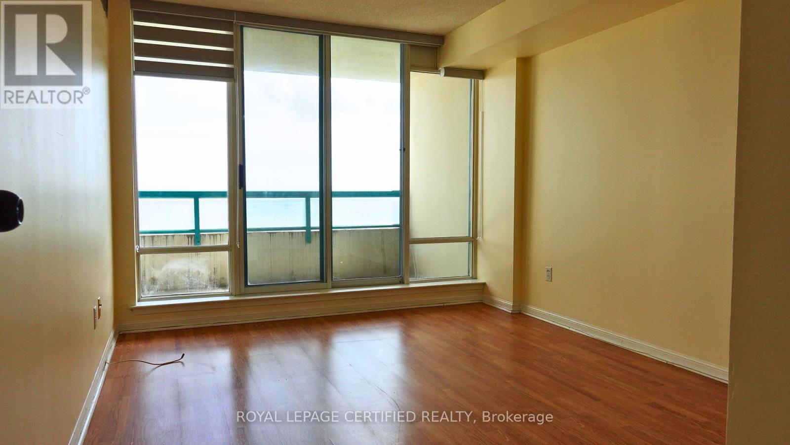 1806 - 550 Webb Drive Property Photo 12