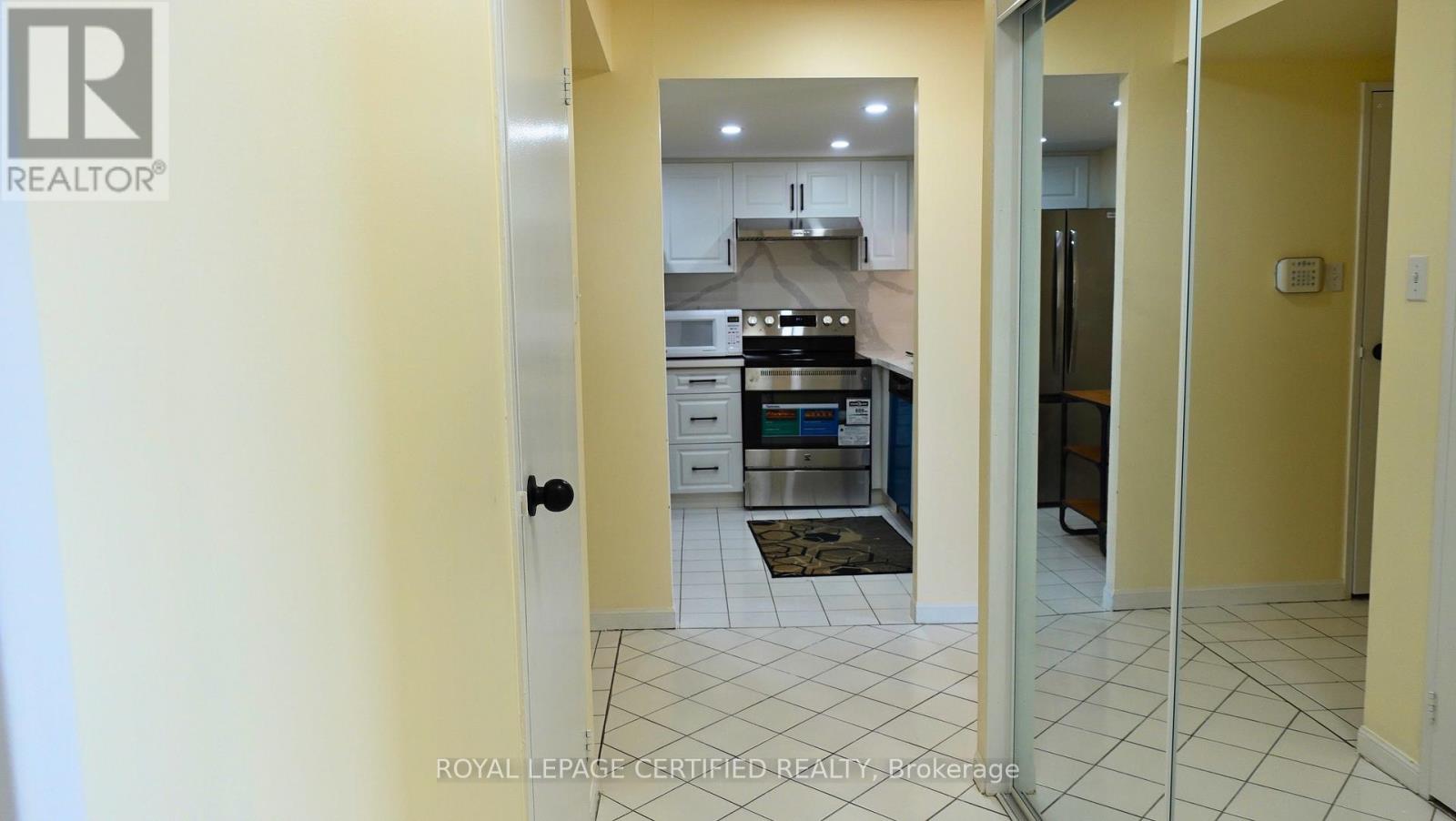1806 - 550 Webb Drive Property Photo 15