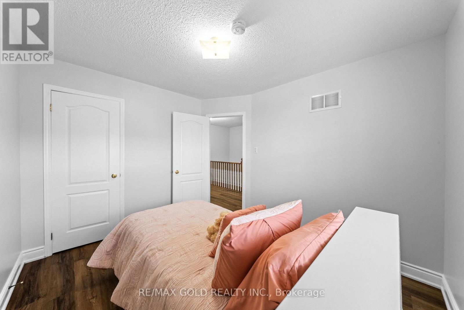33 Bay Breeze Drive Property Photo 26