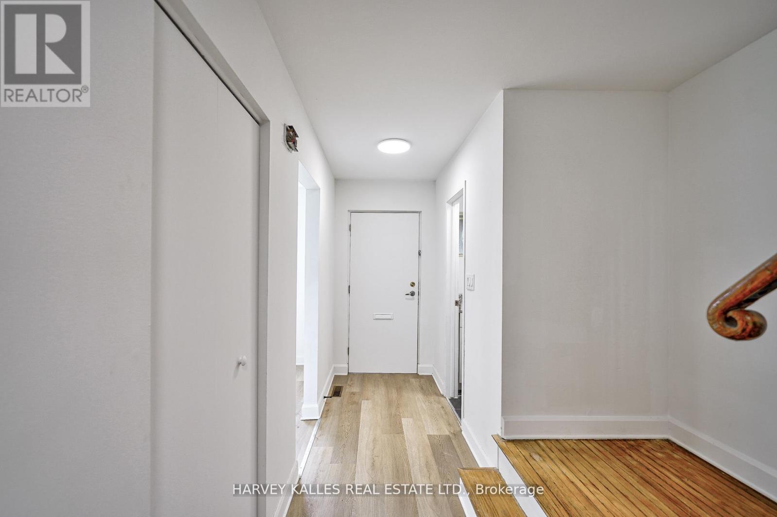 Th602 - 2012 Sheppard Avenue W Property Photo 6