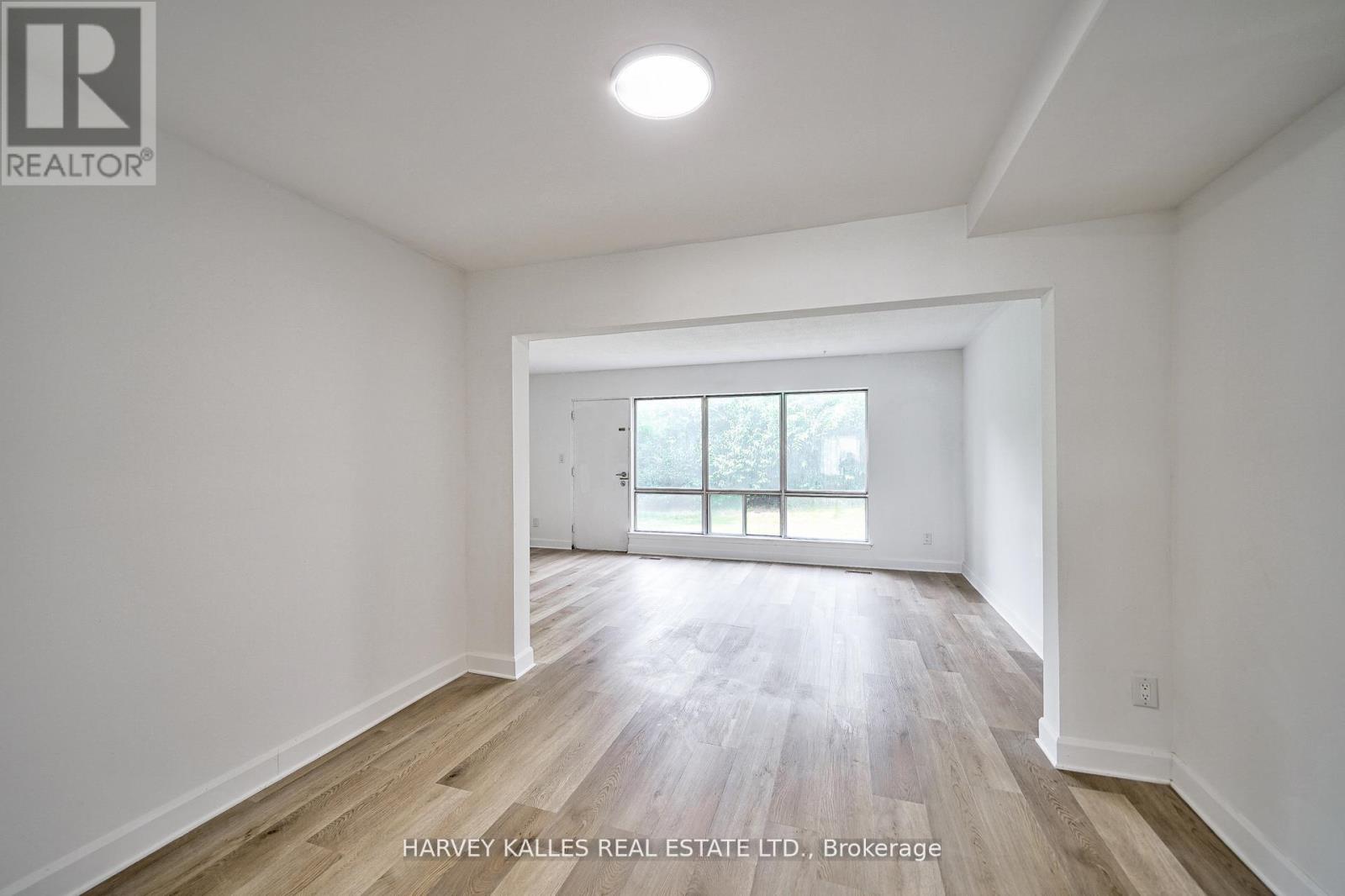 Th602 - 2012 Sheppard Avenue W Property Photo 13