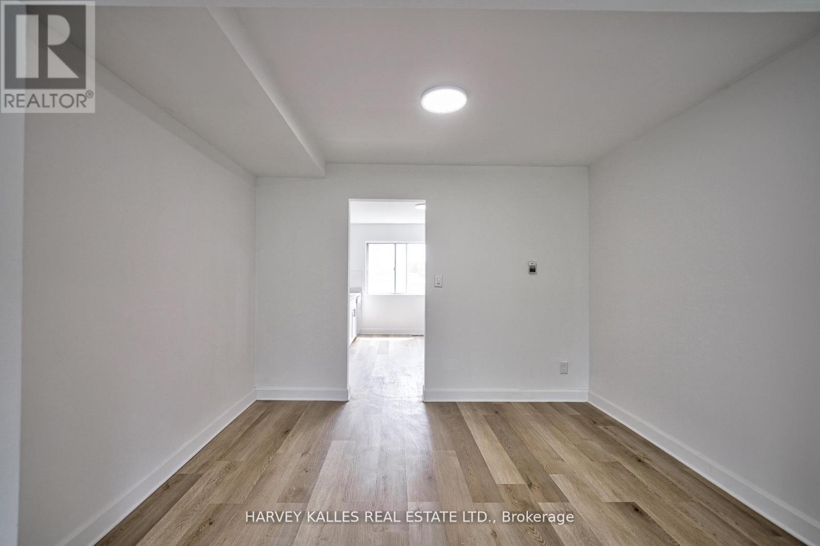 Th602 - 2012 Sheppard Avenue W Property Photo 16