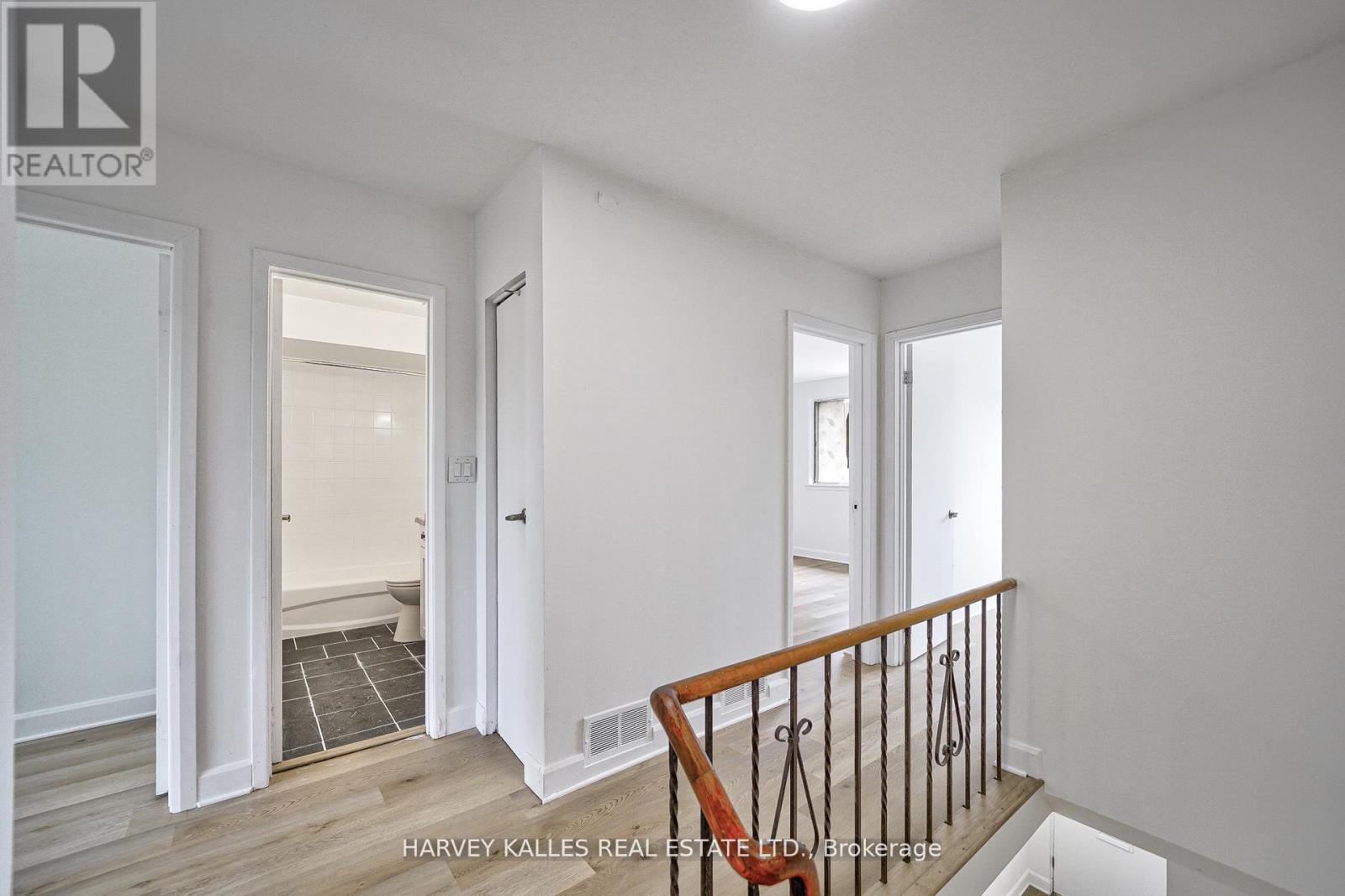 Th602 - 2012 Sheppard Avenue W Property Photo 23