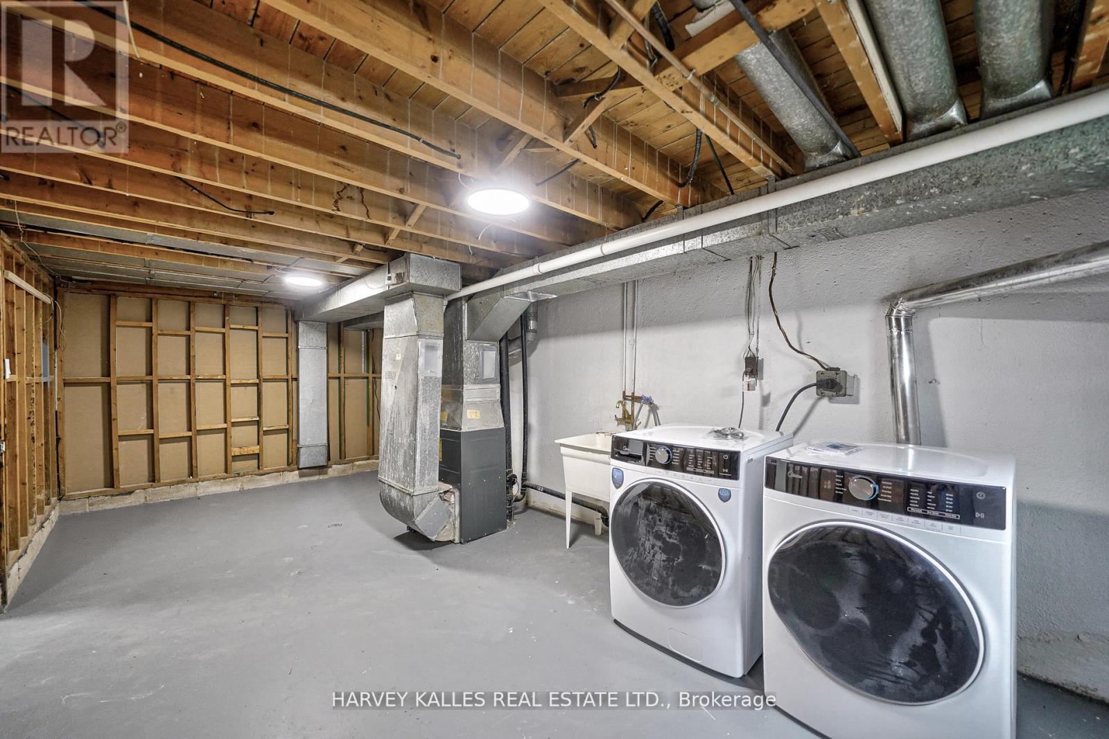 Th602 - 2012 Sheppard Avenue W Property Photo 42