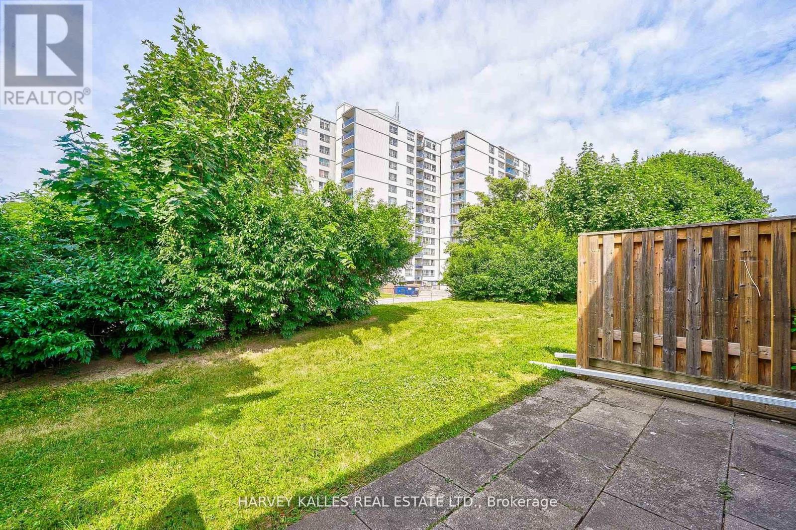 Th602 - 2012 Sheppard Avenue W Property Photo 45
