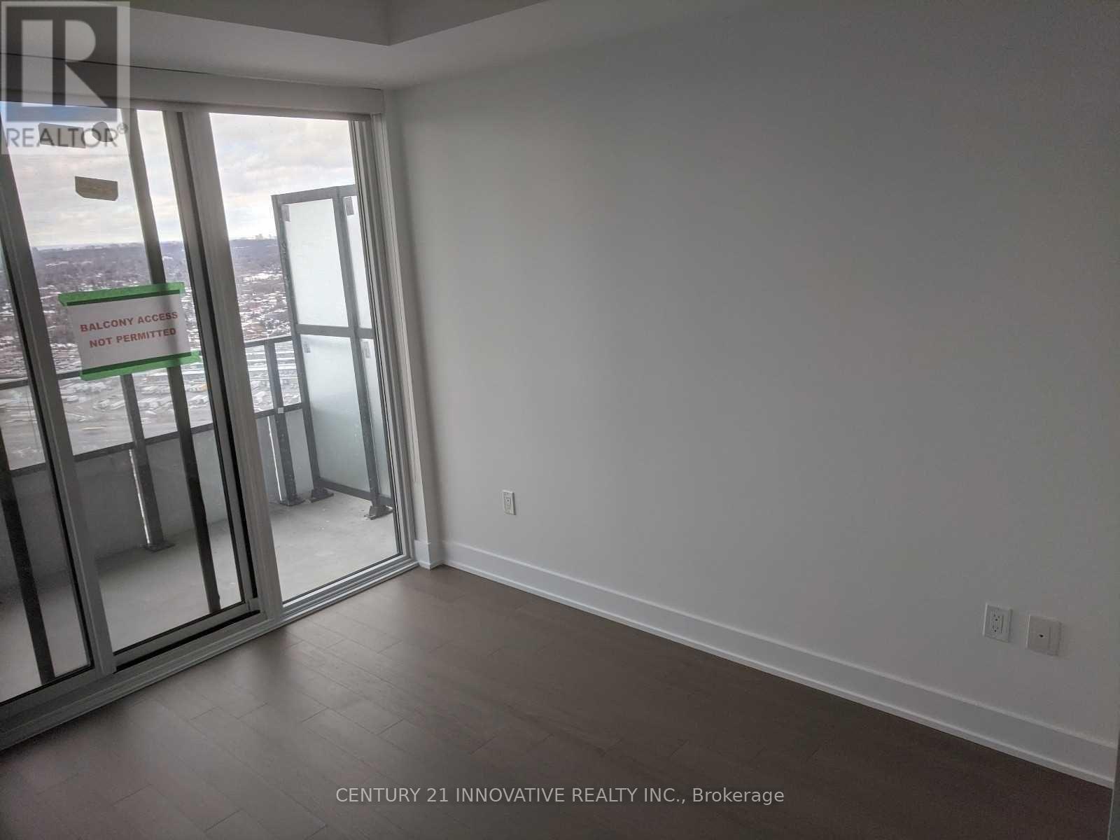 3712 - 30 Shore Breeze Drive Property Photo 7