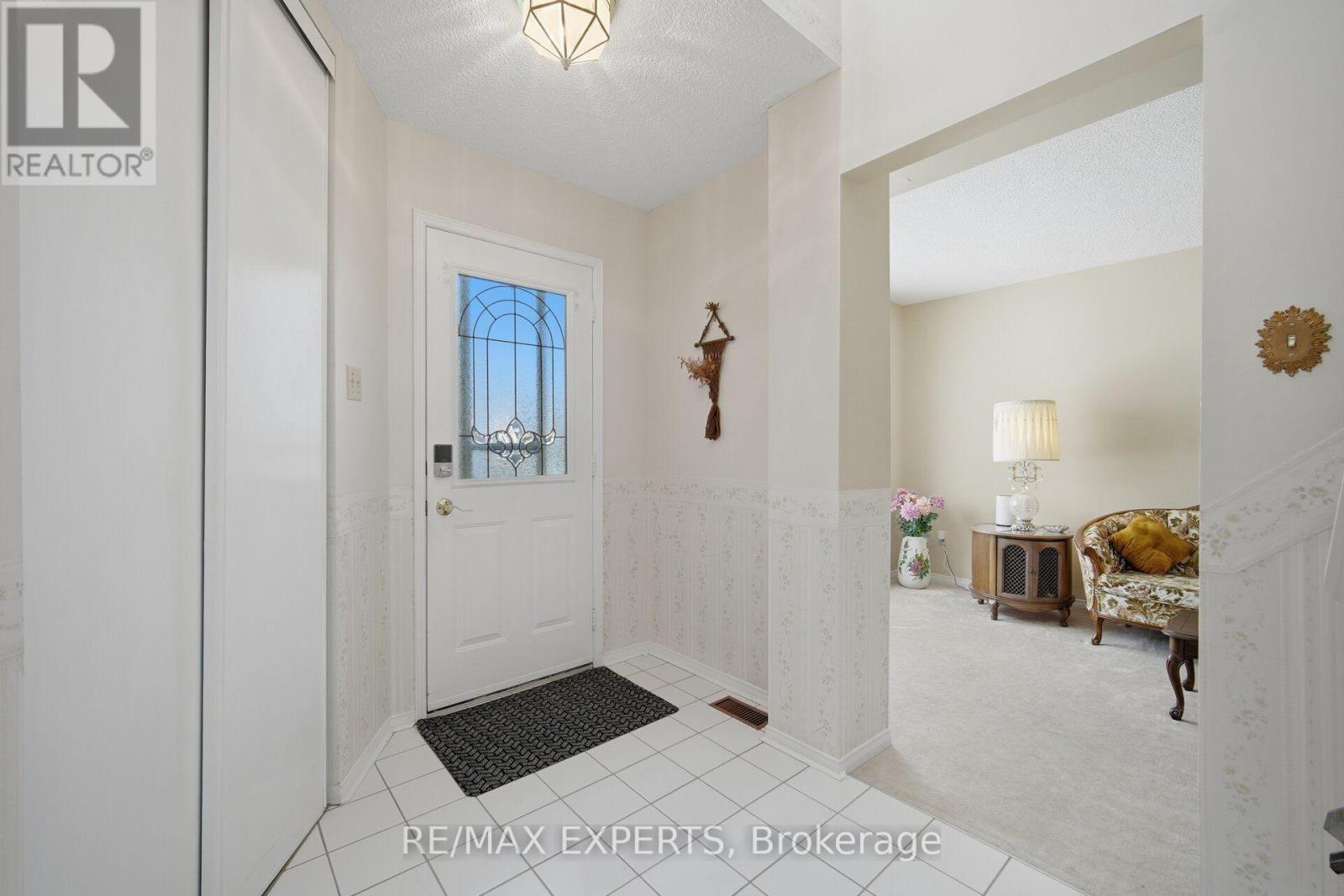 70 Peelton Heights Property Photo 9