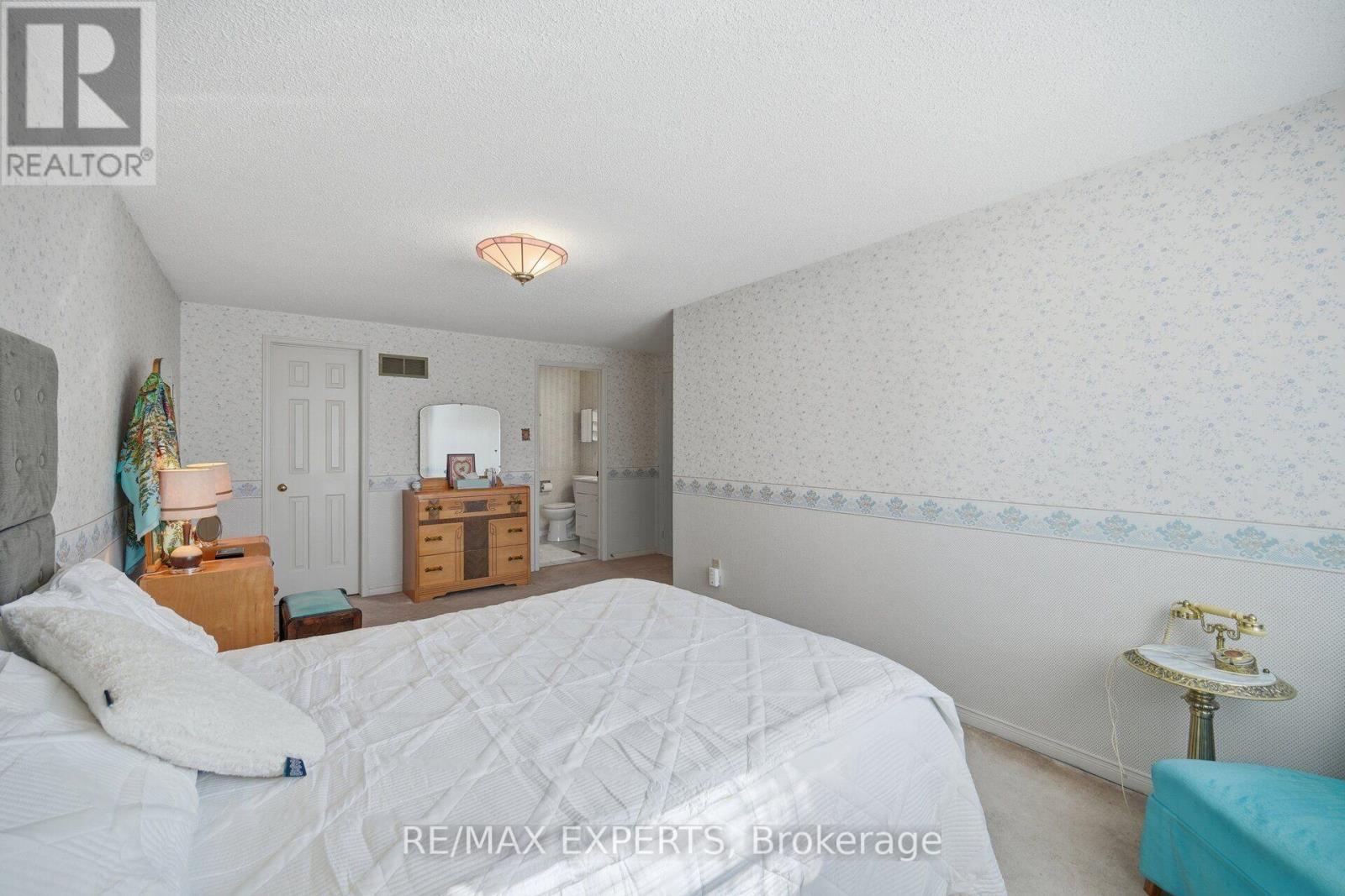 70 Peelton Heights Property Photo 33