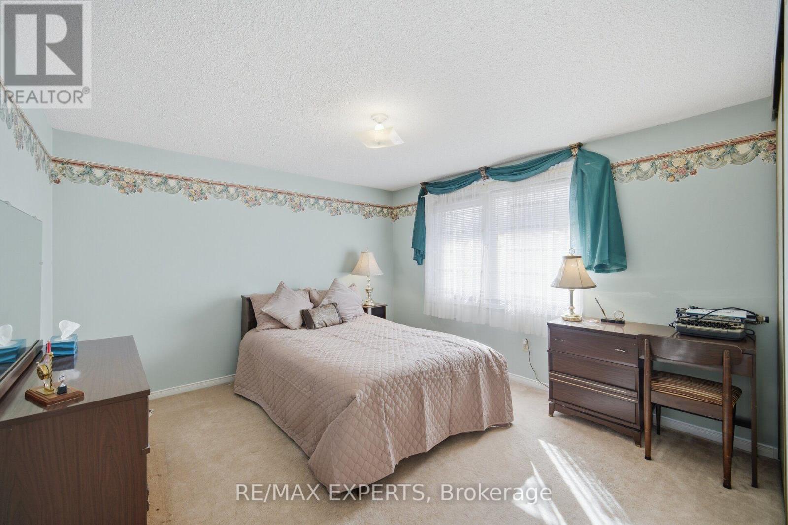70 Peelton Heights Property Photo 38