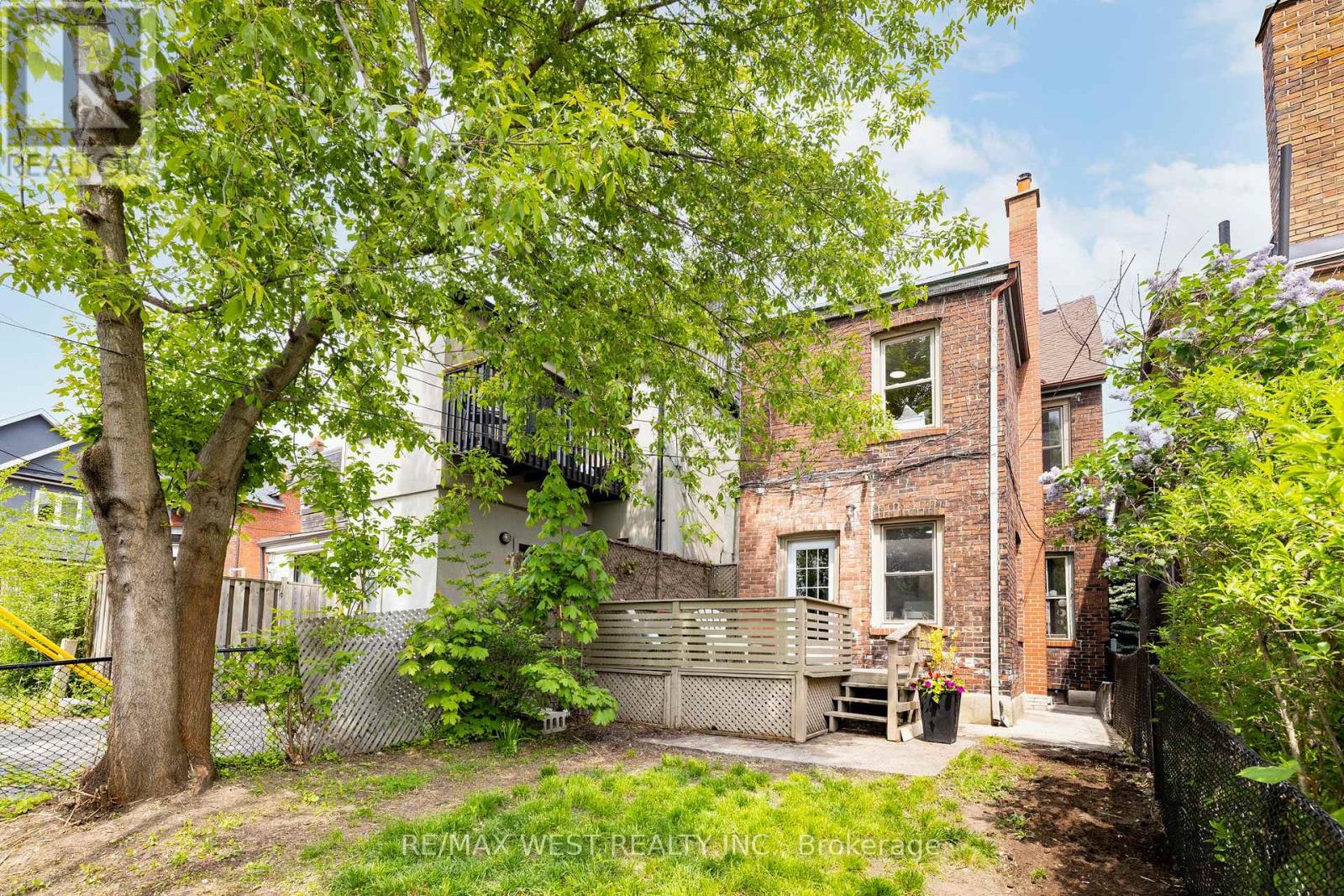 151 Humberside Avenue Property Photo 19