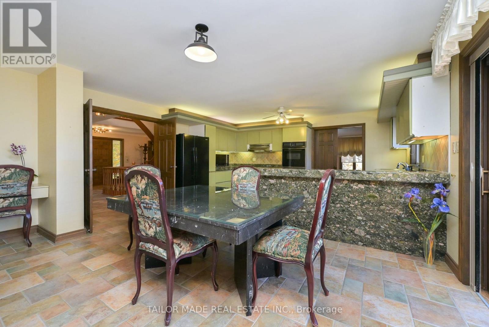 40 Walton Drive Property Photo 10