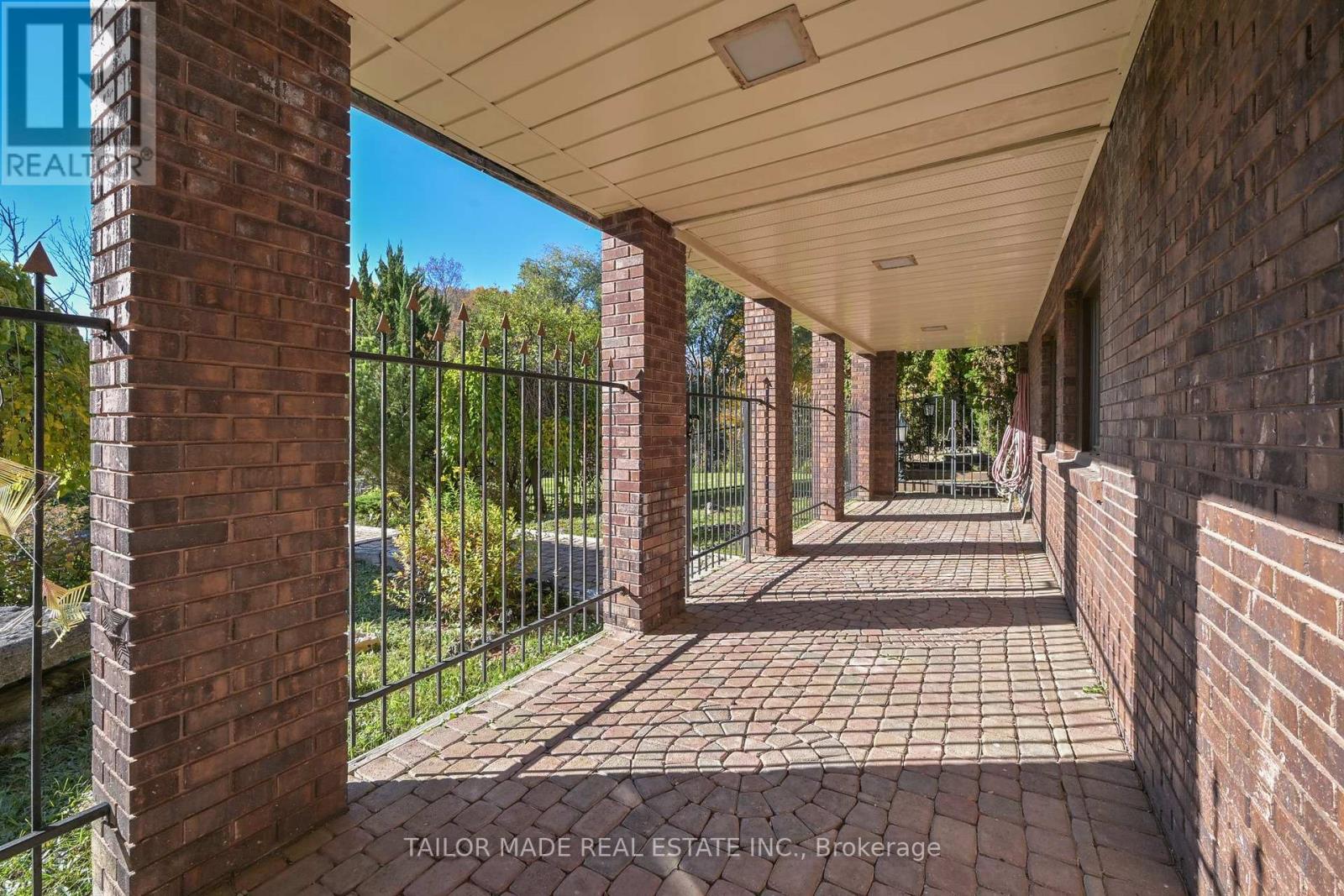 40 Walton Drive Property Photo 42