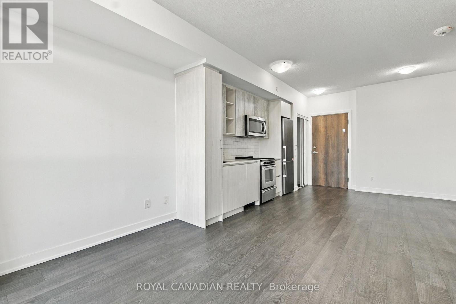 2801 - 251 Manitoba Street Property Photo 2