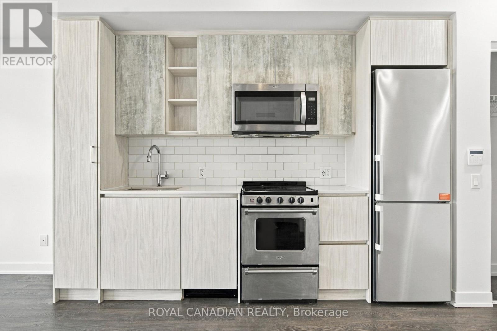 2801 - 251 Manitoba Street Property Photo 5