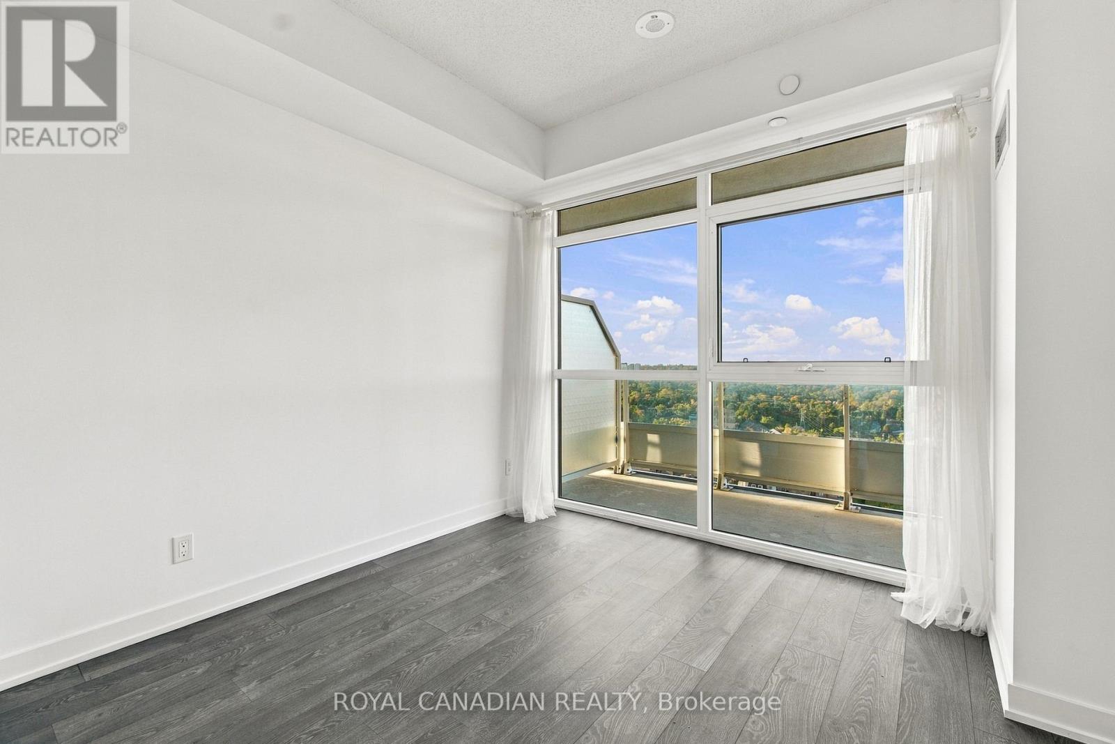 2801 - 251 Manitoba Street Property Photo 8