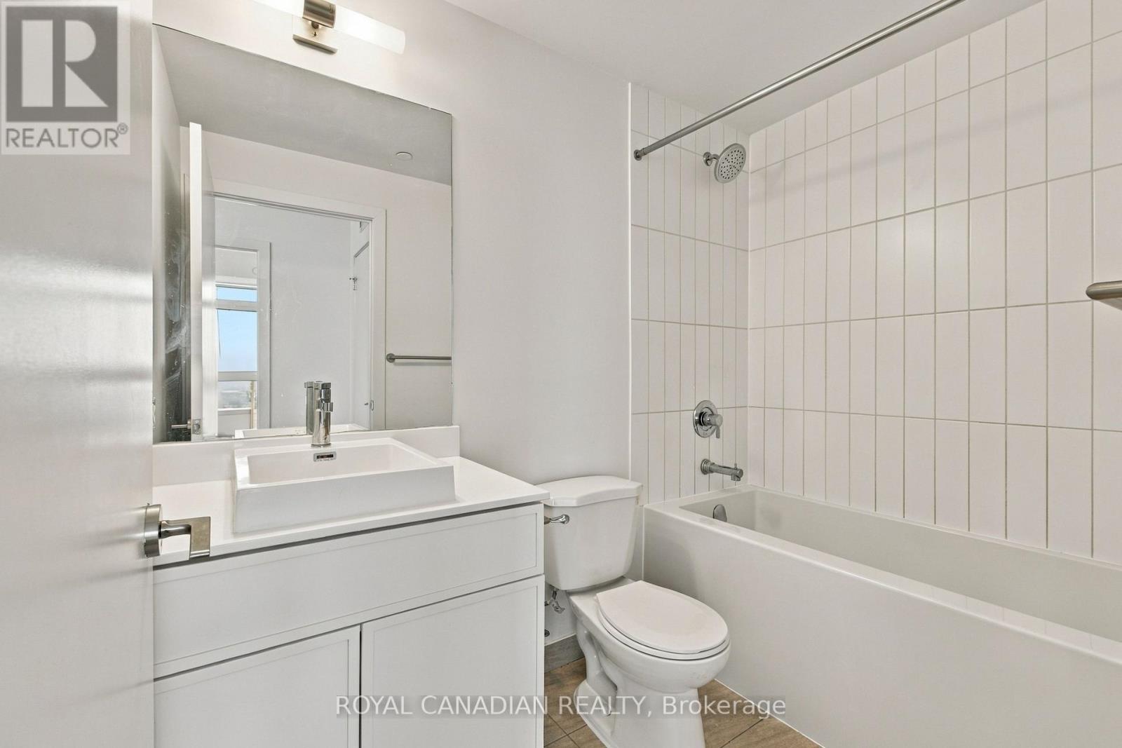 2801 - 251 Manitoba Street Property Photo 9