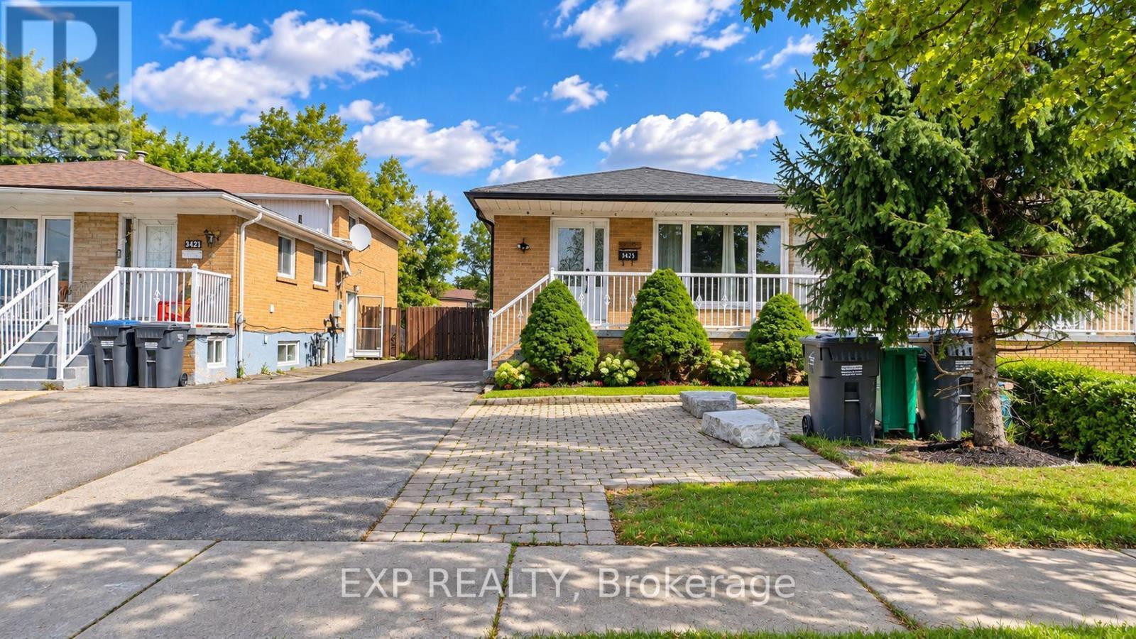 LOWER - 3425 LADDIE CRESCENT Property Photo 1