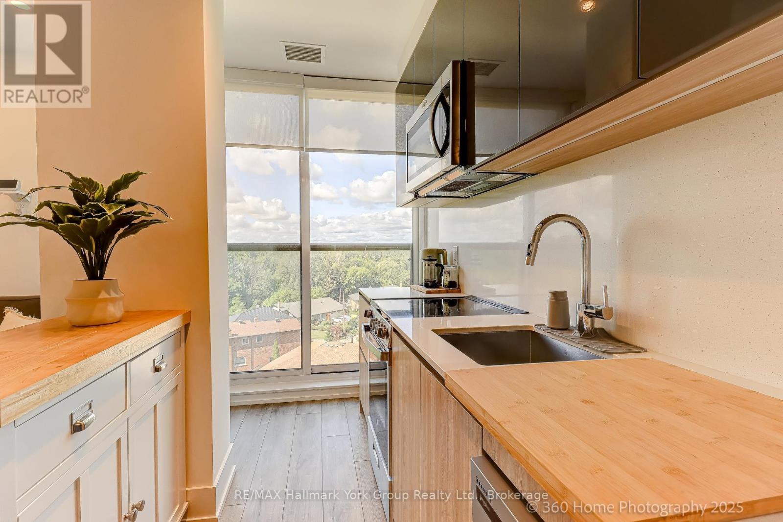 534 - 3100 Keele Street Property Photo 10