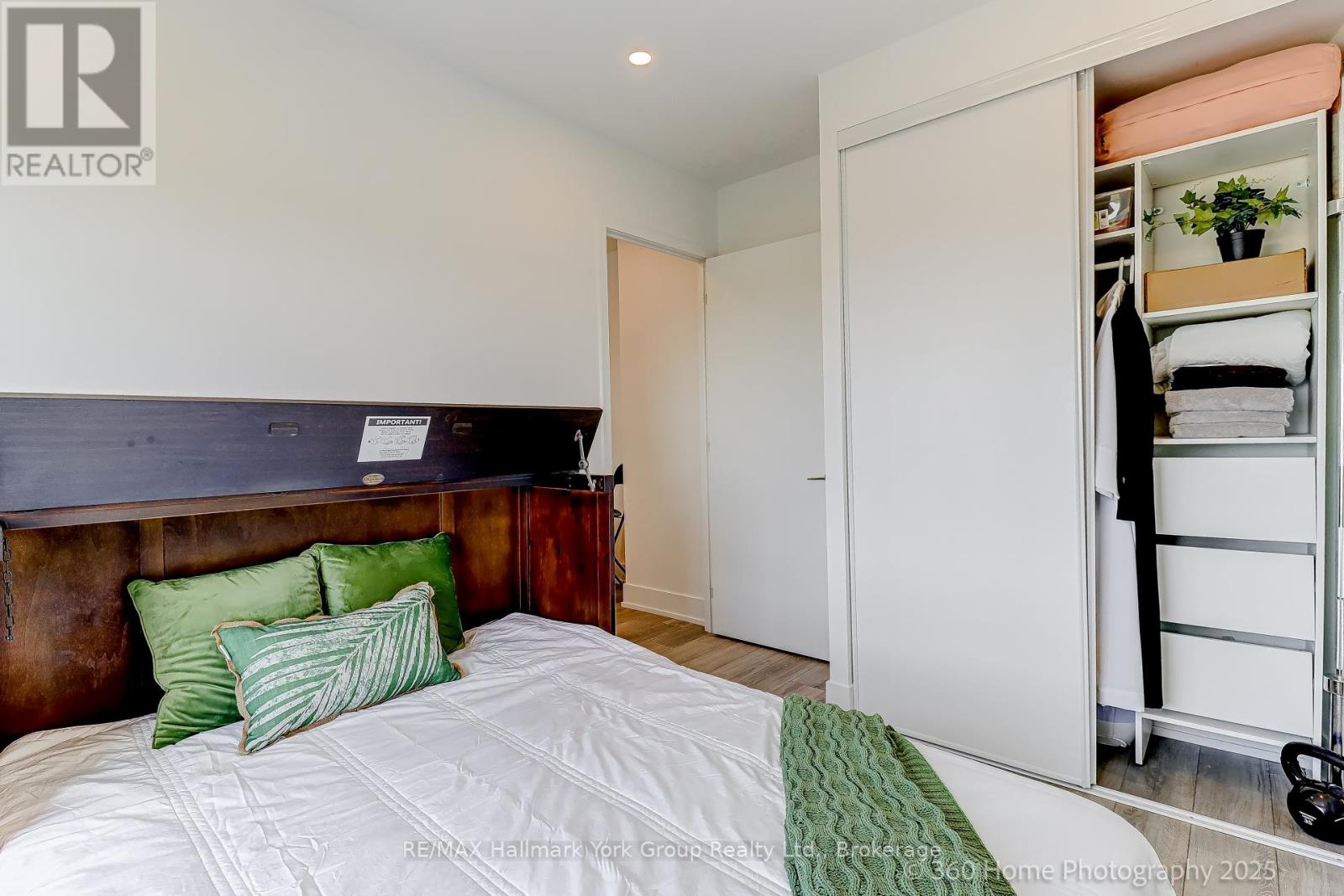 534 - 3100 Keele Street Property Photo 16