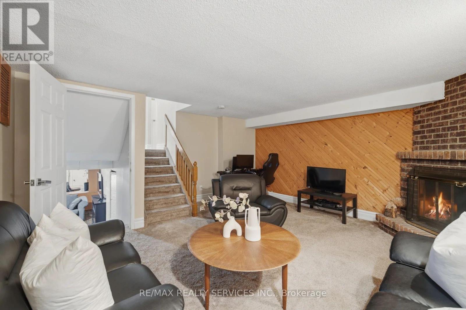 47 Lindridge Avenue Property Photo 25