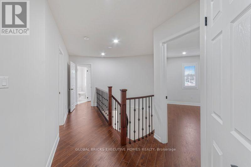 122 Pappain Crescent Property Photo 7