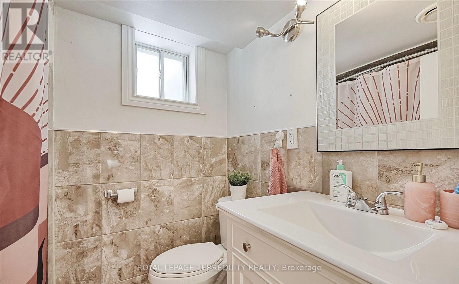 Lower - 471 Gilbert Avenue Property Photo 9