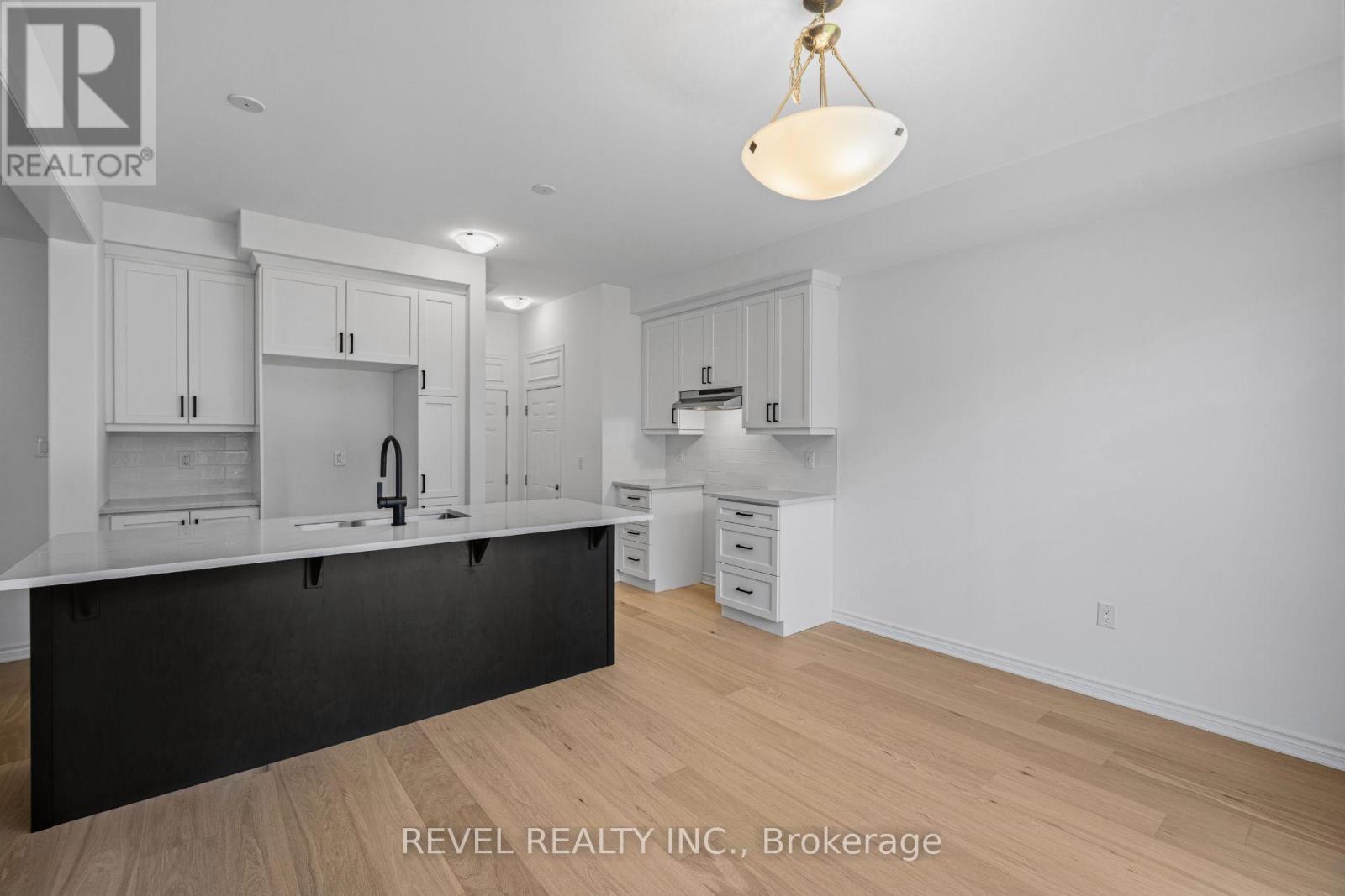 1509 Zilio Terrace Property Photo 10