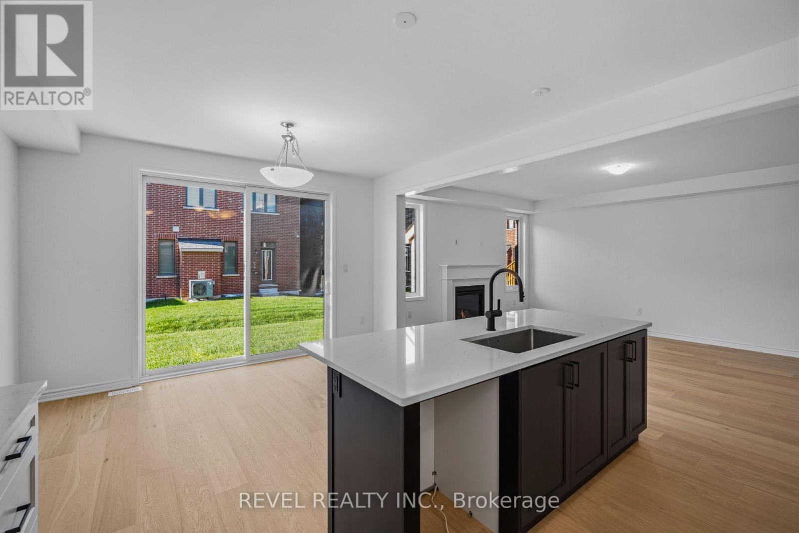 1509 Zilio Terrace Property Photo 13