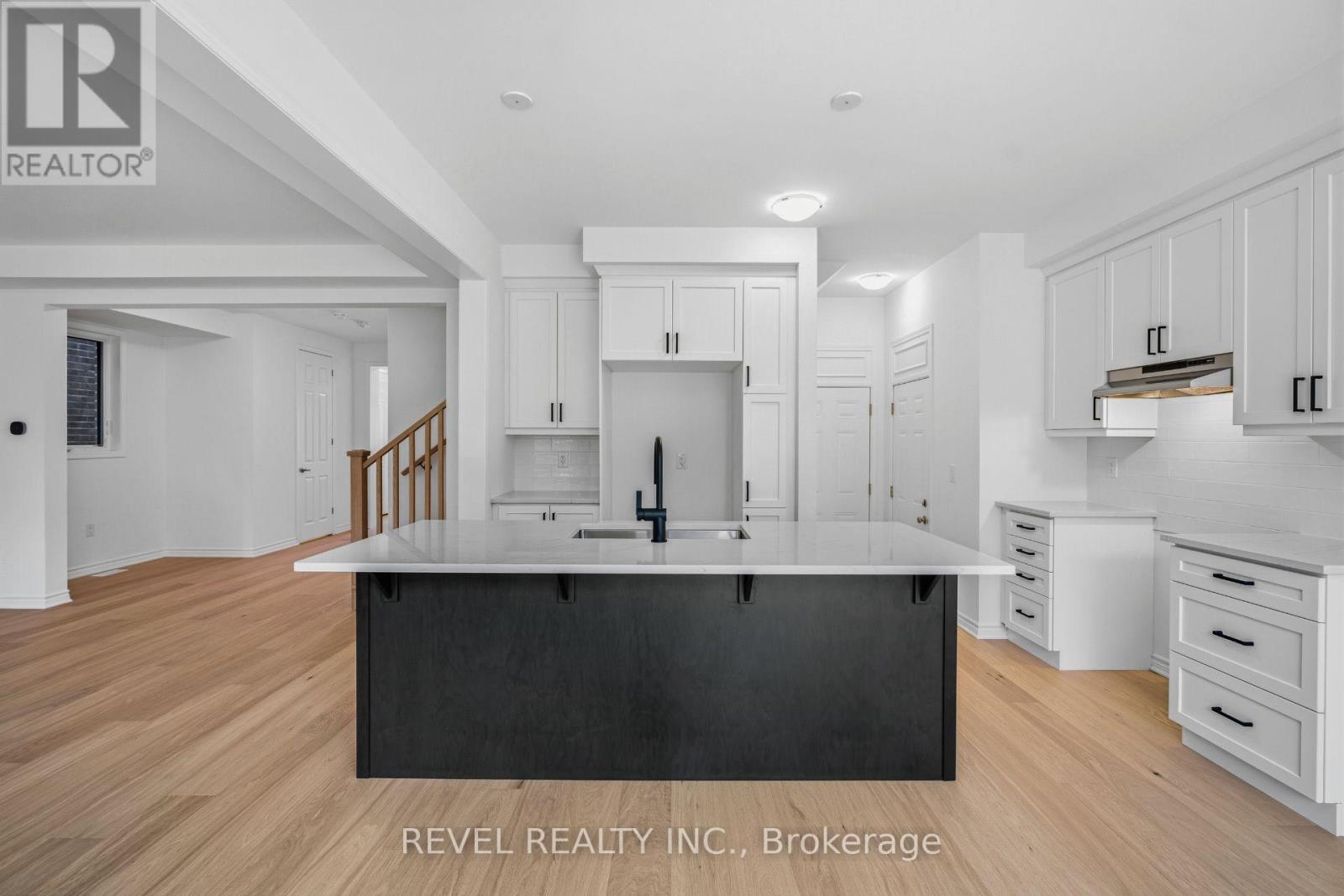 1509 Zilio Terrace Property Photo 15