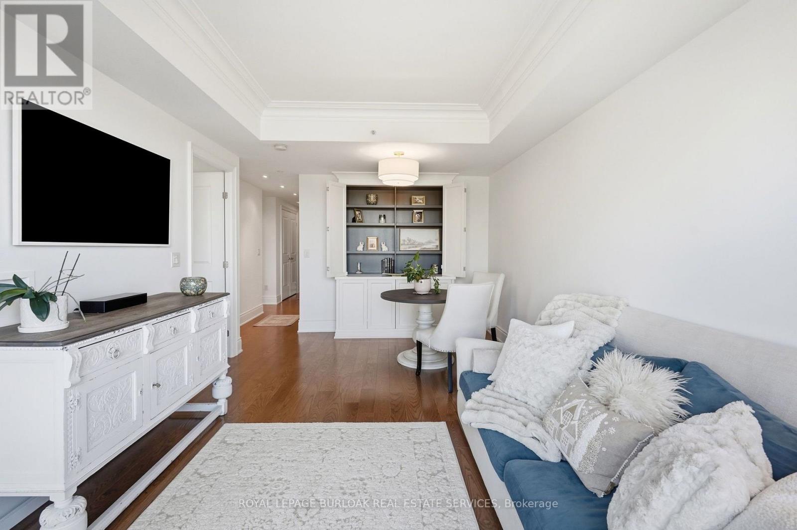 711 - 3500 Lakeshore Road W Property Photo 14