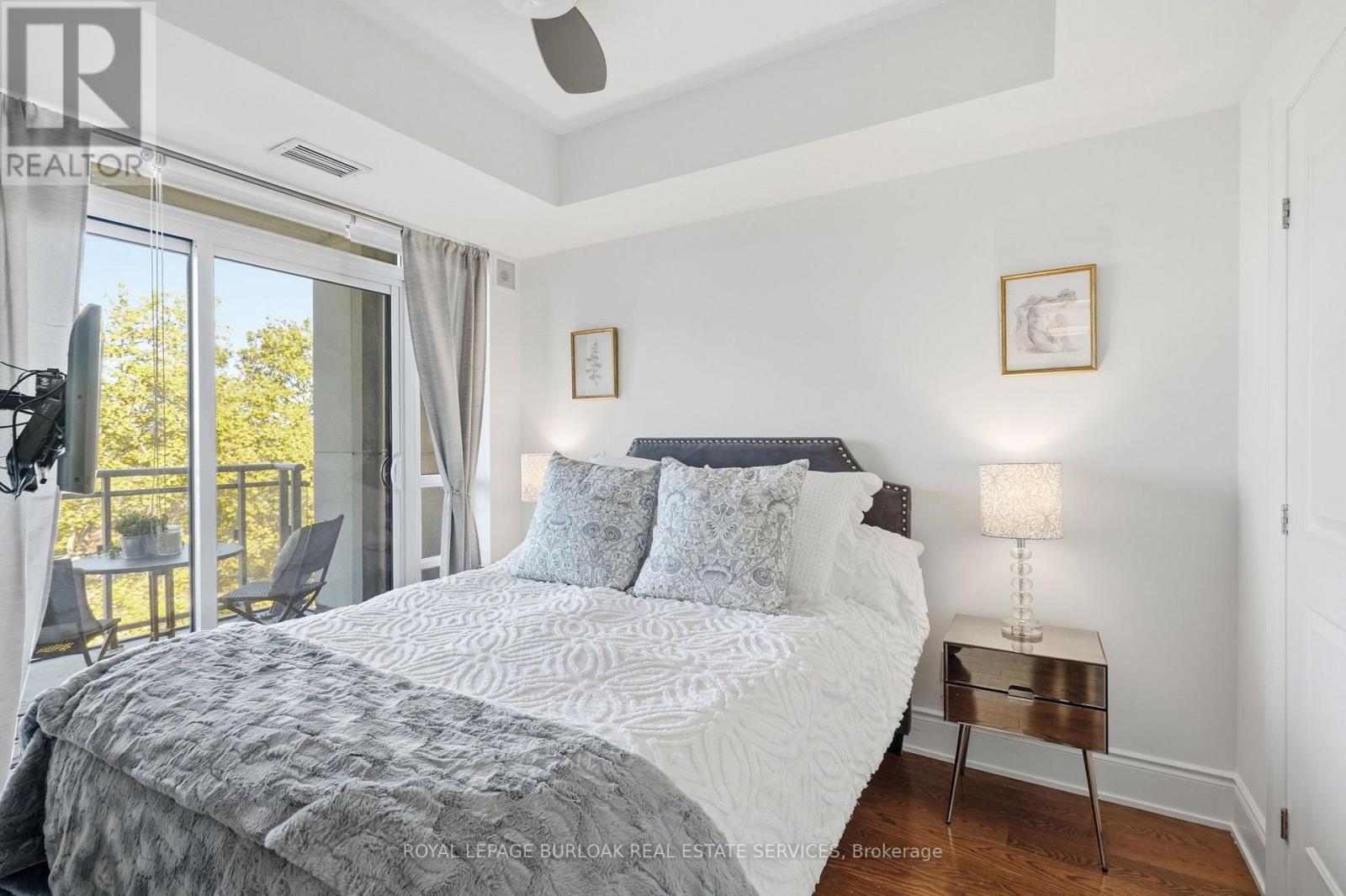 711 - 3500 Lakeshore Road W Property Photo 21