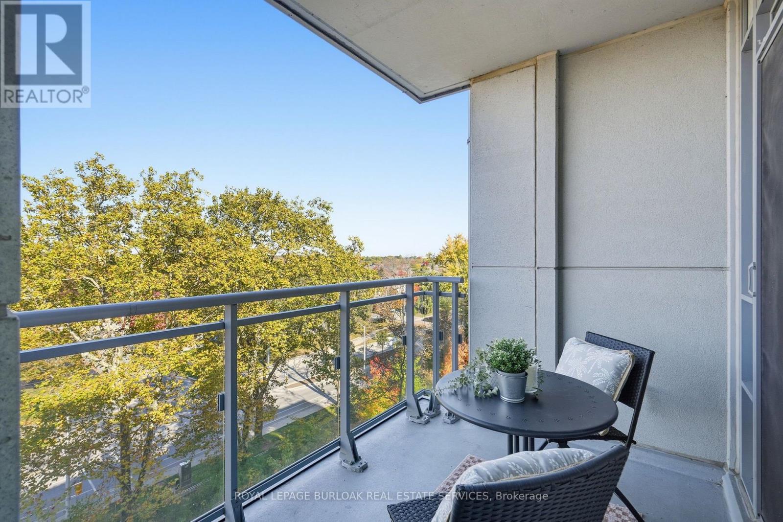 711 - 3500 Lakeshore Road W Property Photo 25