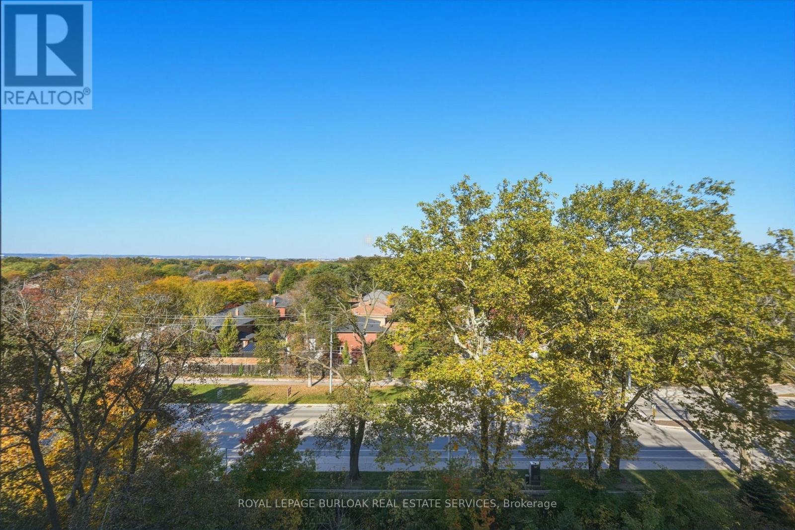 711 - 3500 Lakeshore Road W Property Photo 27