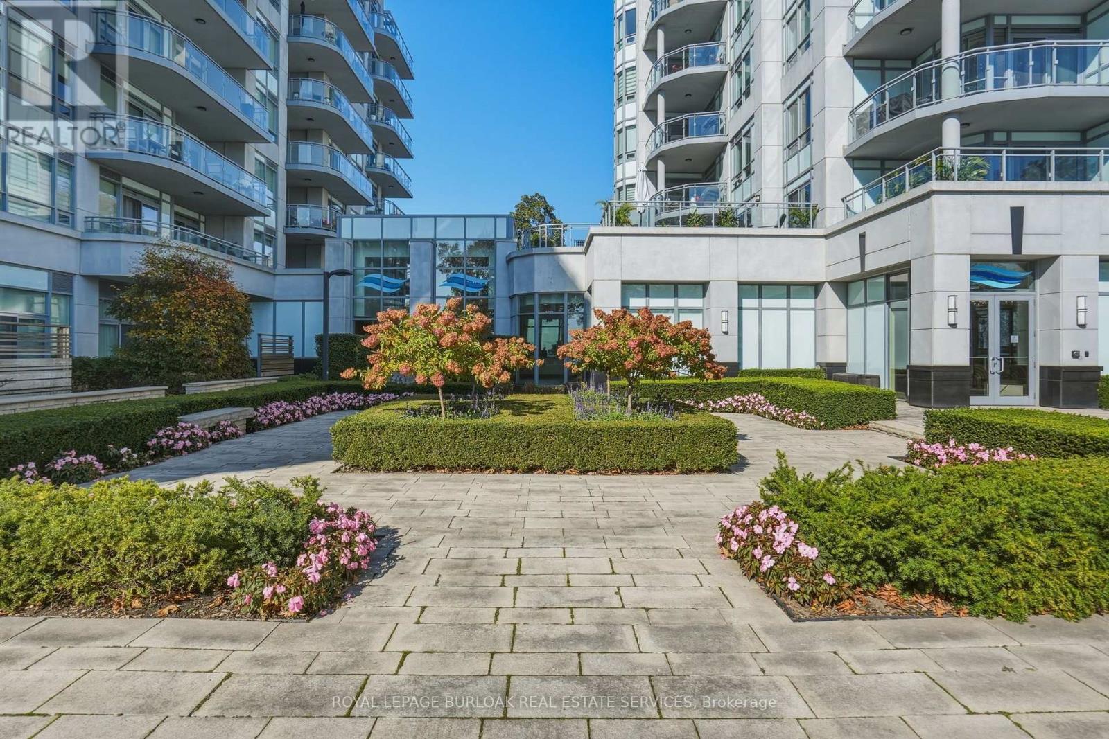 711 - 3500 Lakeshore Road W Property Photo 30