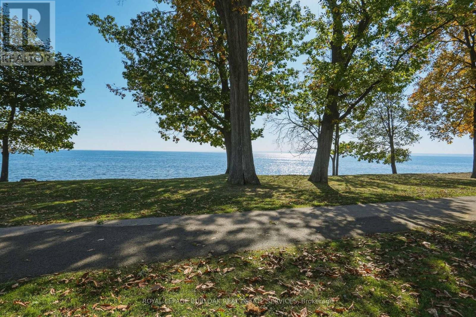 711 - 3500 Lakeshore Road W Property Photo 33
